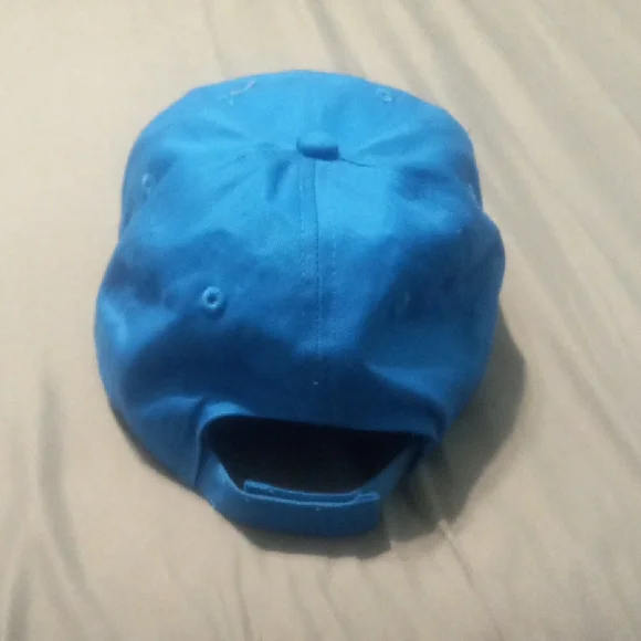 Final Price! Mecum Auctions Bright Blue Cap - Picture 3 of 4